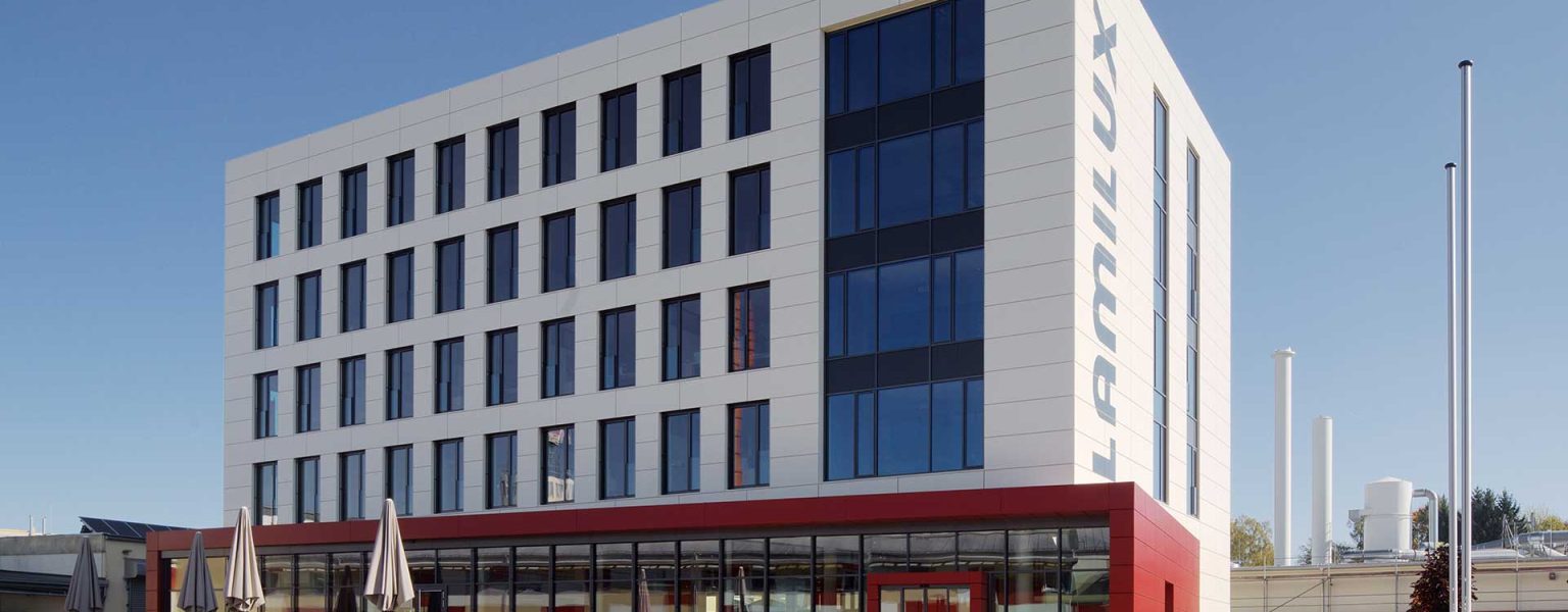 Aluminium-Kassetten_Hauptverwaltung-Lamilux-3